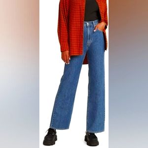 Levi's high waisted wide legged jeans